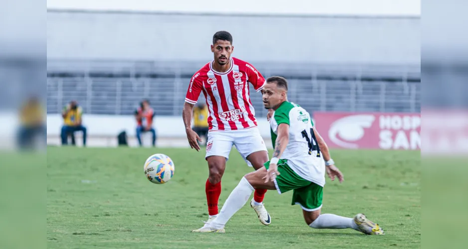 Murici lutou, mas saiu do primeiro tempo perdendo para o Galo